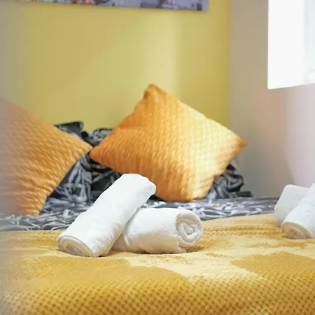 Apartment Cosy Entire 5 Min To Centre! Free Parking, Smart Tv Sleeps 3-4 Birmingham
